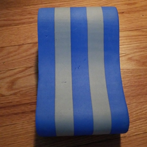 Speedo pull buoy - Picture 2 of 3